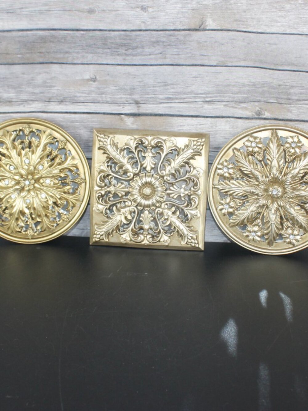 3pc Gold Ornate Wall Decor Plaques Set Floral Medallion Sculpture Art Home